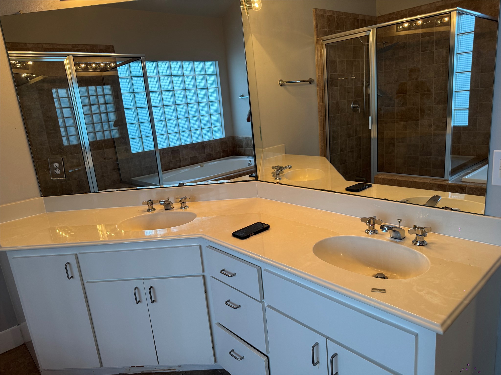 3606 Omeara Drive Property Photo 16