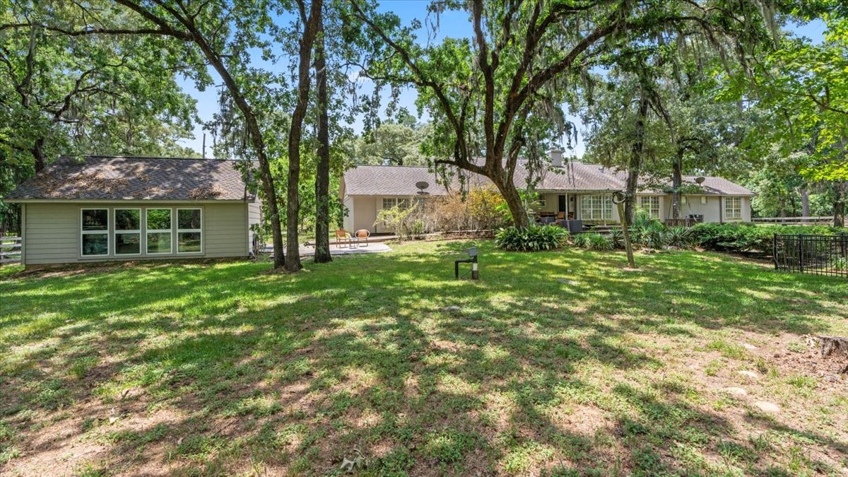 9502 Rolling Oaks Drive Property Photo 42