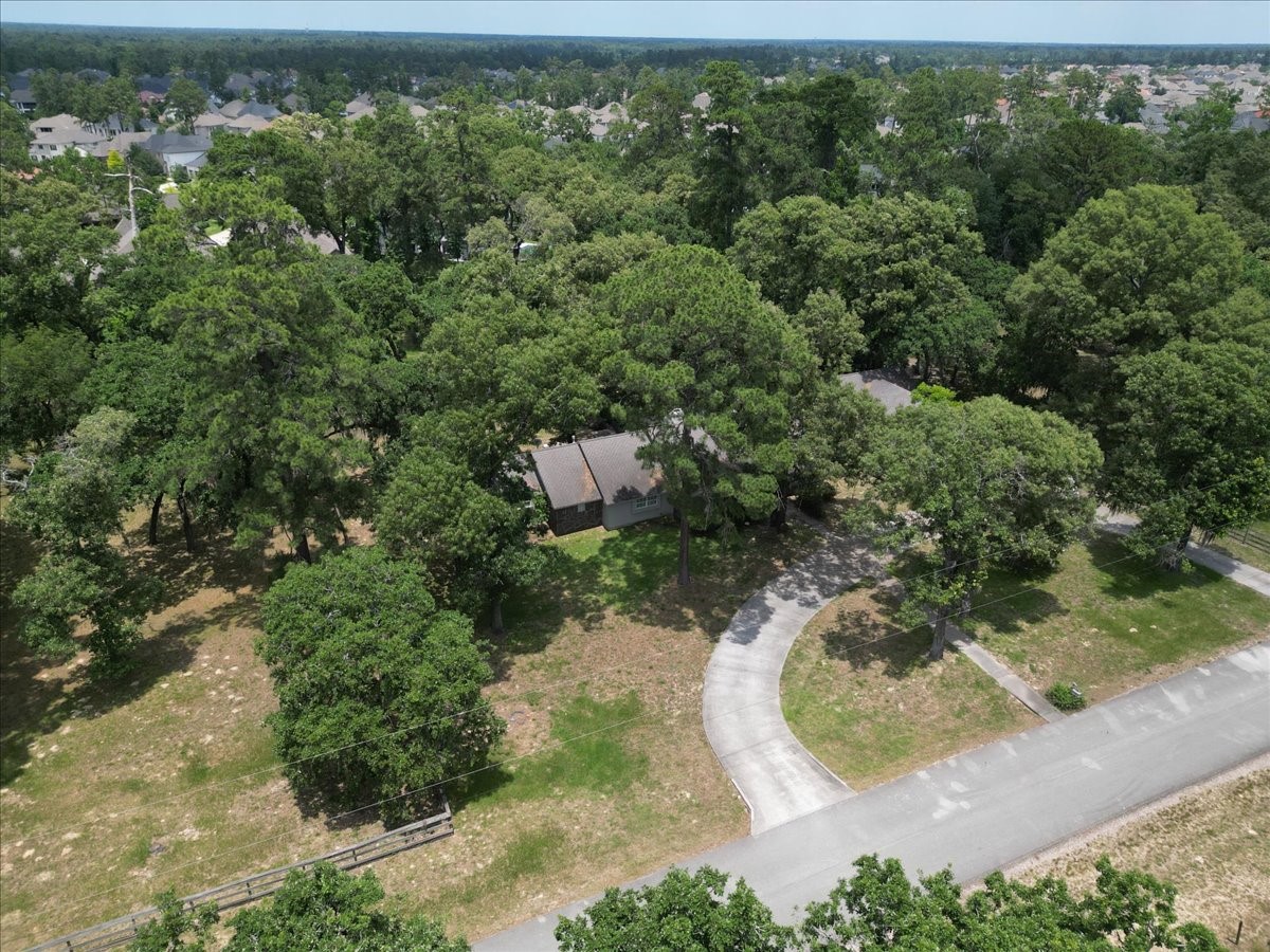 9502 Rolling Oaks Drive Property Photo 44