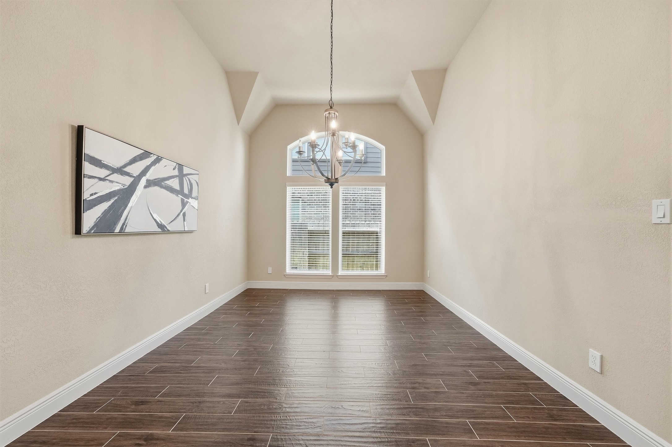 6727 Miller Shadow Lane Property Photo 11