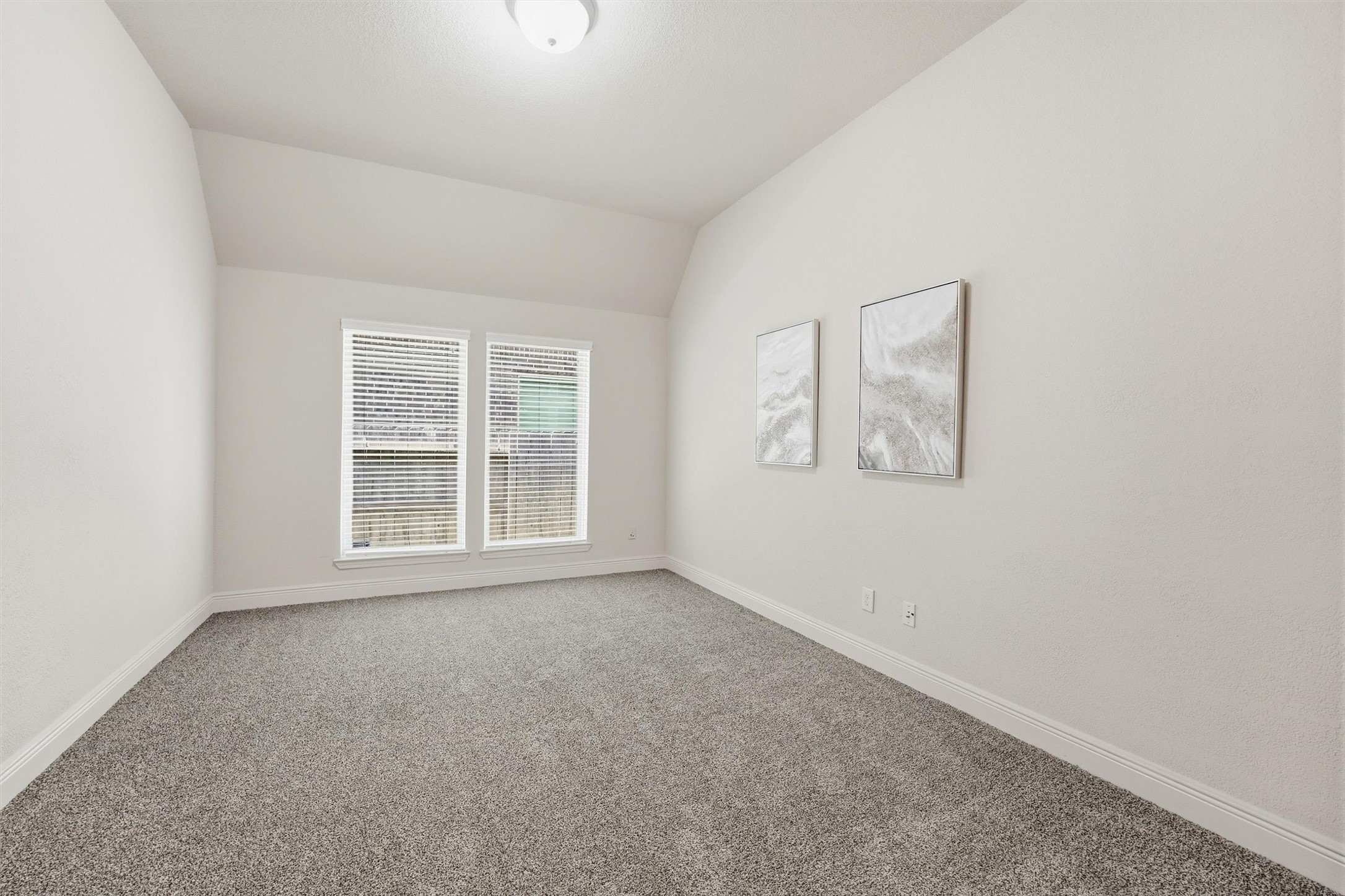 6727 Miller Shadow Lane Property Photo 13