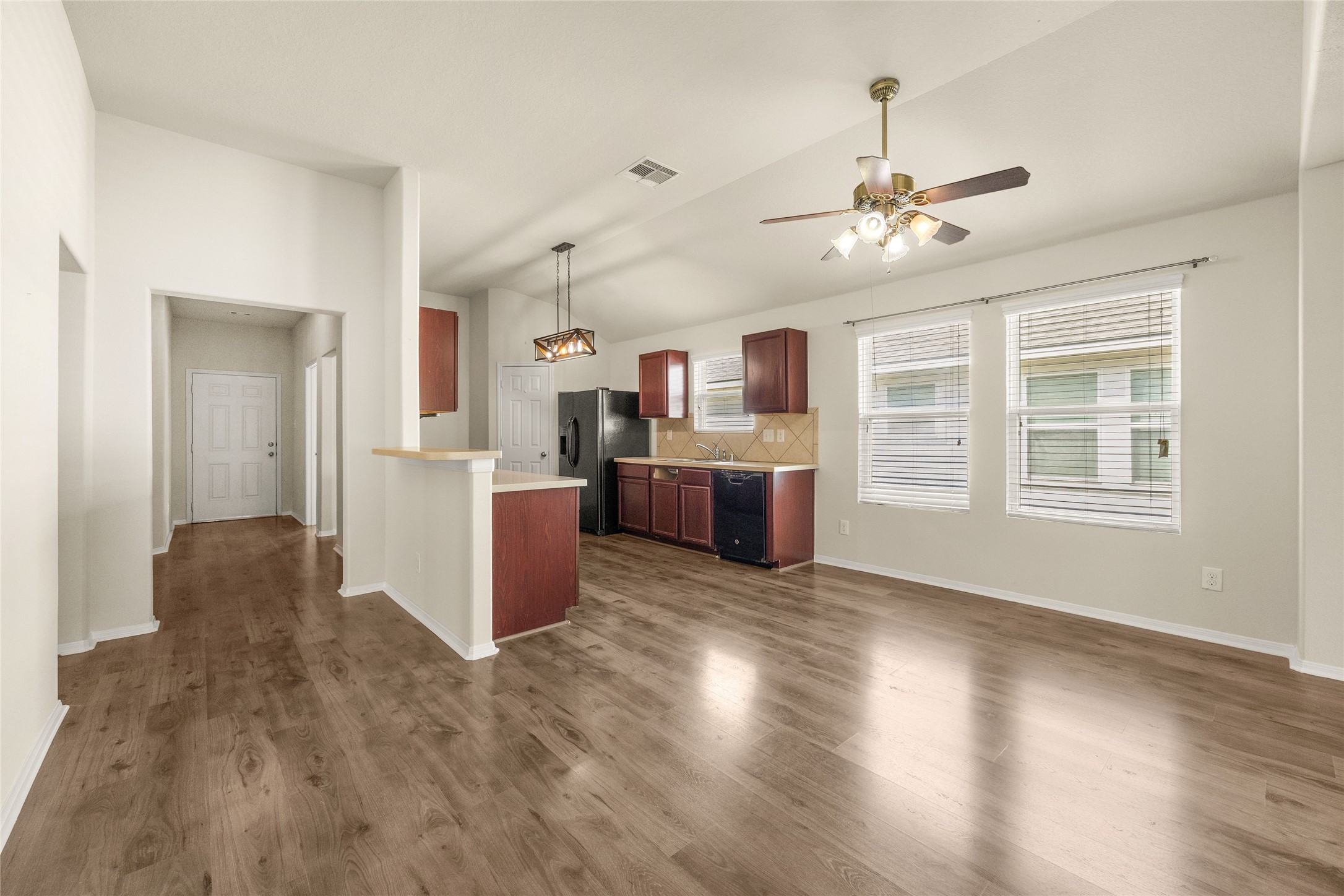 16799 Accolade Way Property Photo 10