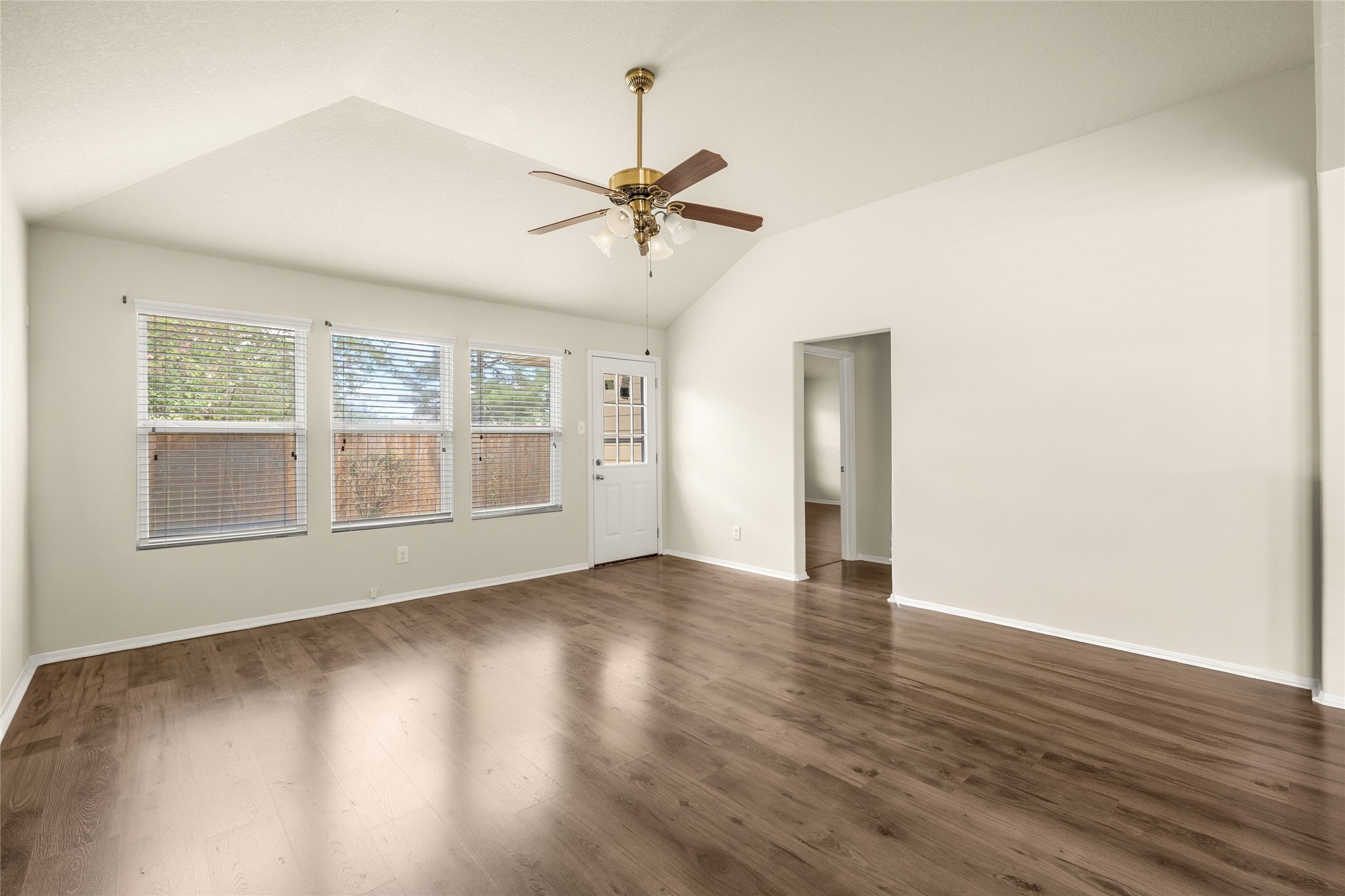 16799 Accolade Way Property Photo 11