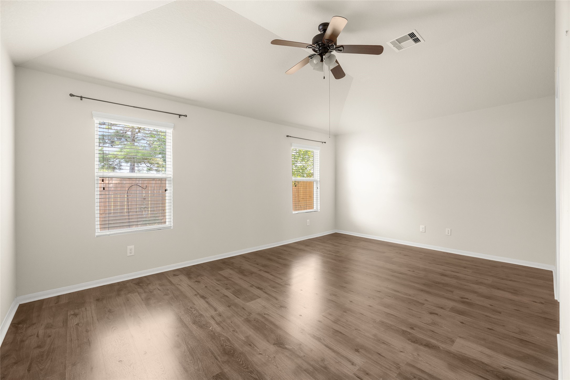 16799 Accolade Way Property Photo 17