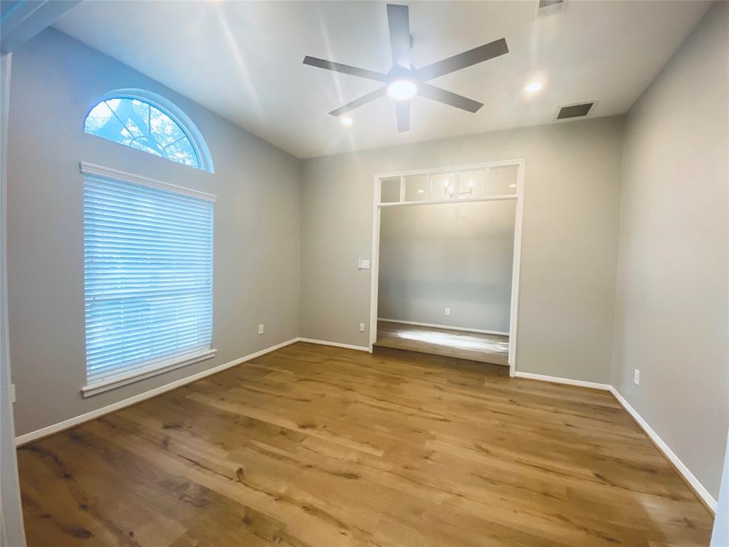 39 Silent Brook Place Property Photo 11