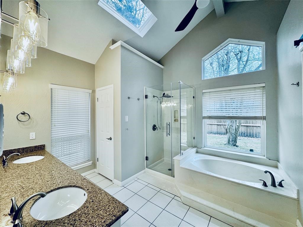 39 Silent Brook Place Property Photo 30