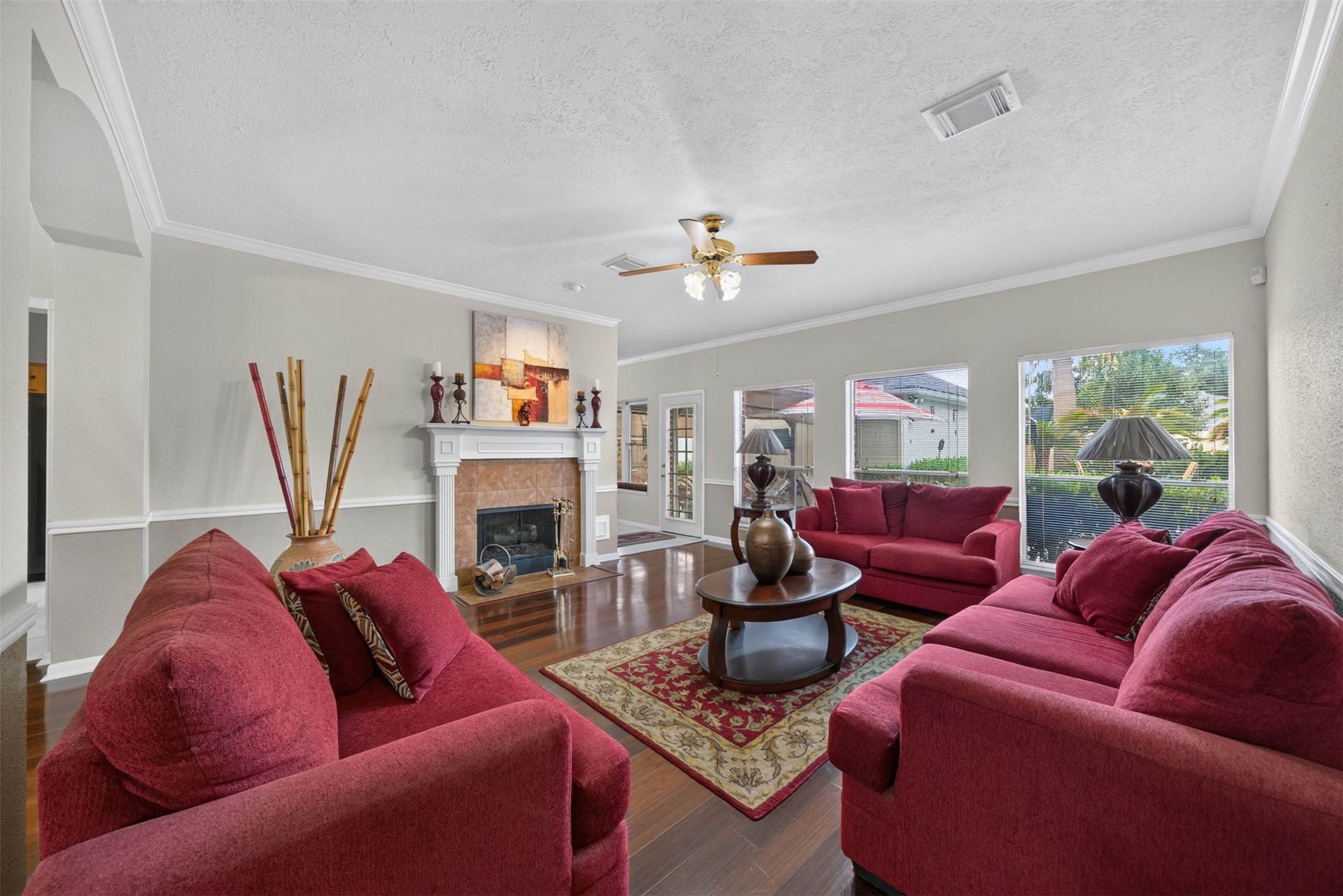15323 Flemington Avenue Property Photo 2