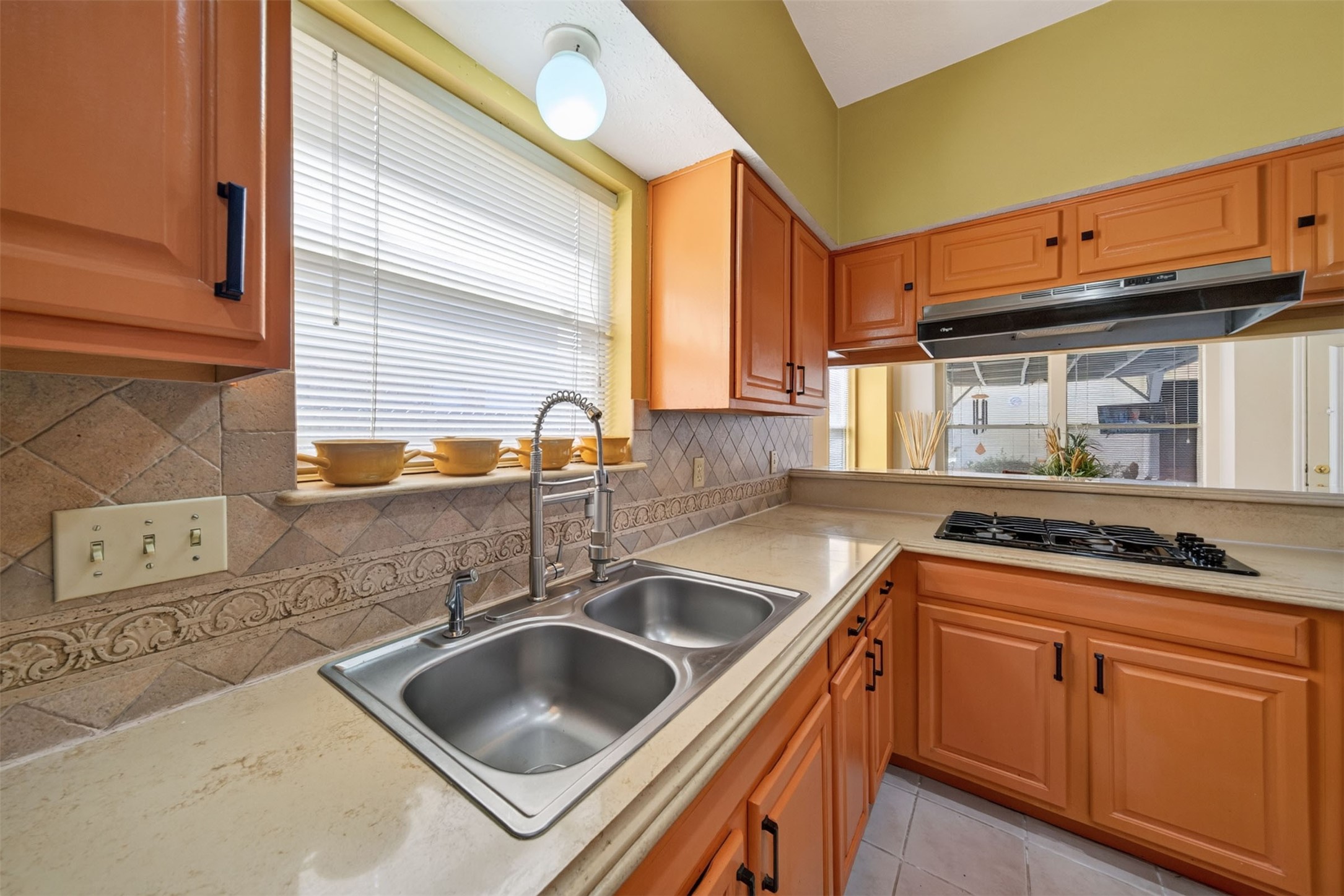 15323 Flemington Avenue Property Photo 17