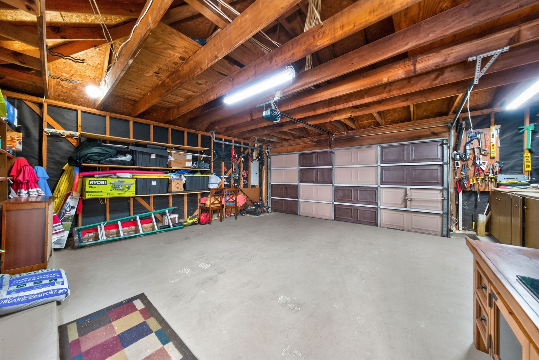 15323 Flemington Avenue Property Photo 43