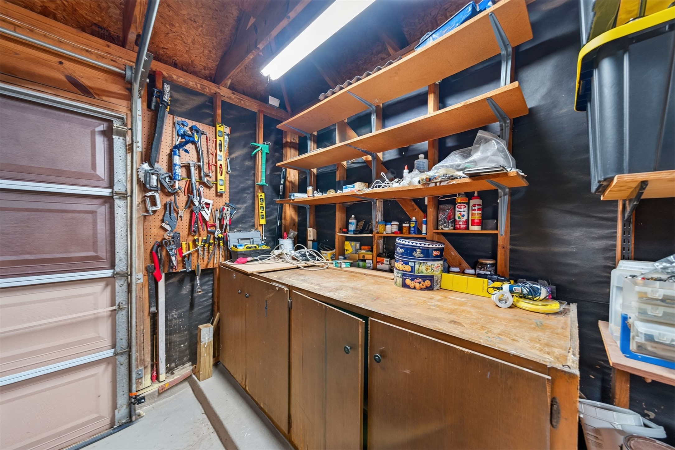 15323 Flemington Avenue Property Photo 44