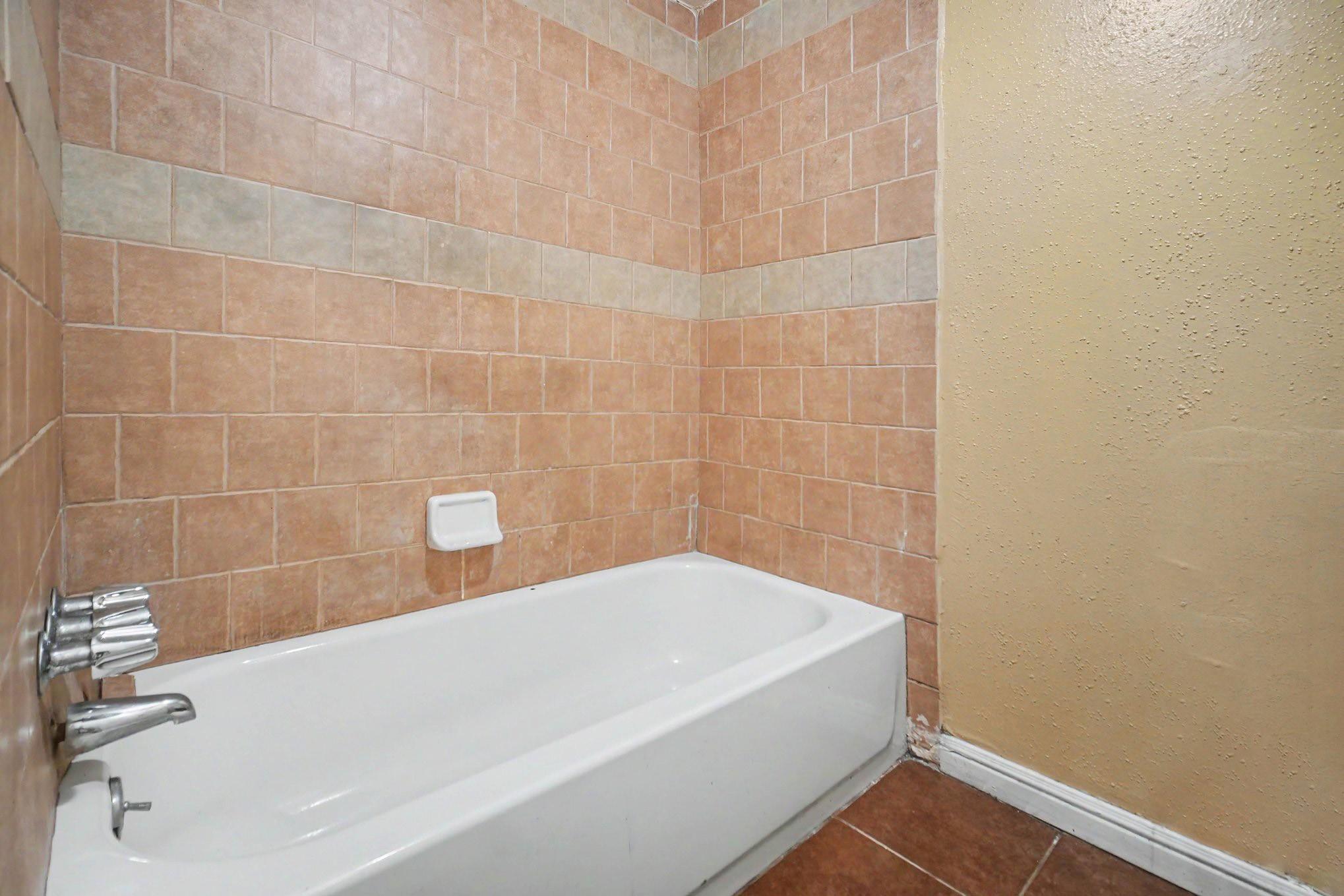 5702 Easthampton Drive # C, Houston Tx 77039 Property Photo 25