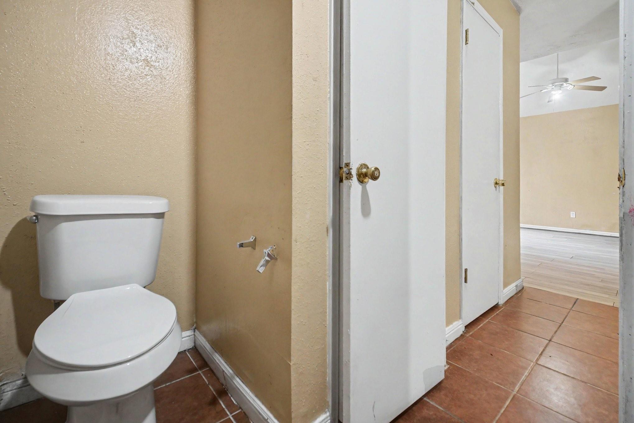 5702 Easthampton Drive # C, Houston Tx 77039 Property Photo 26