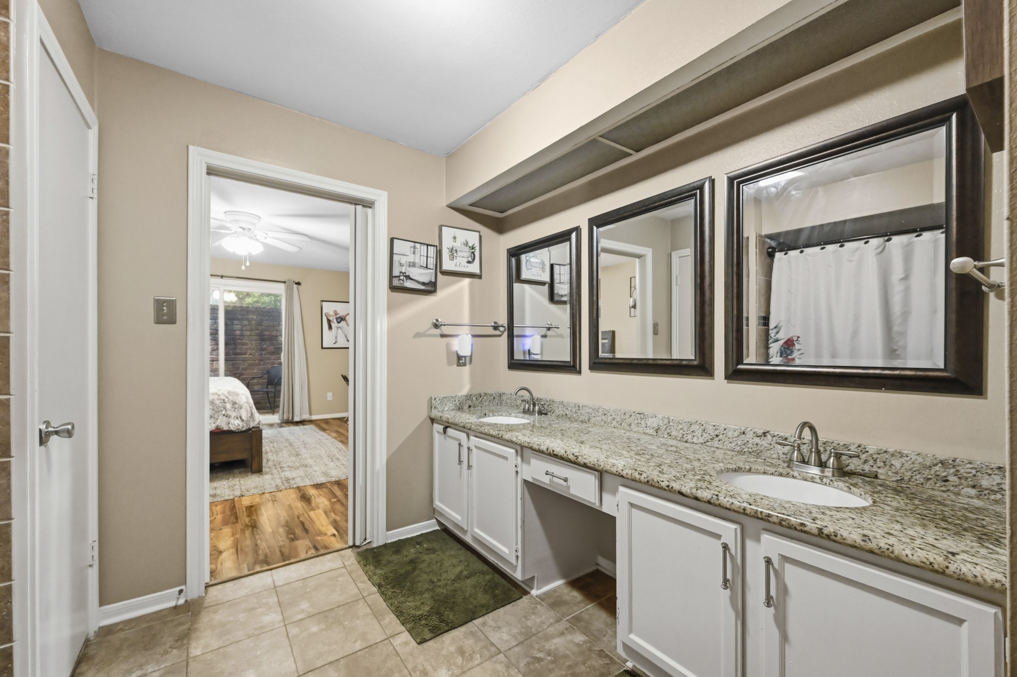 2931 Camelot Lane Property Photo 26