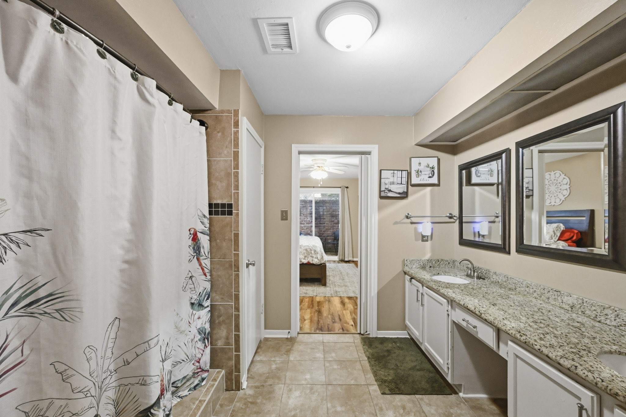 2931 Camelot Lane Property Photo 27