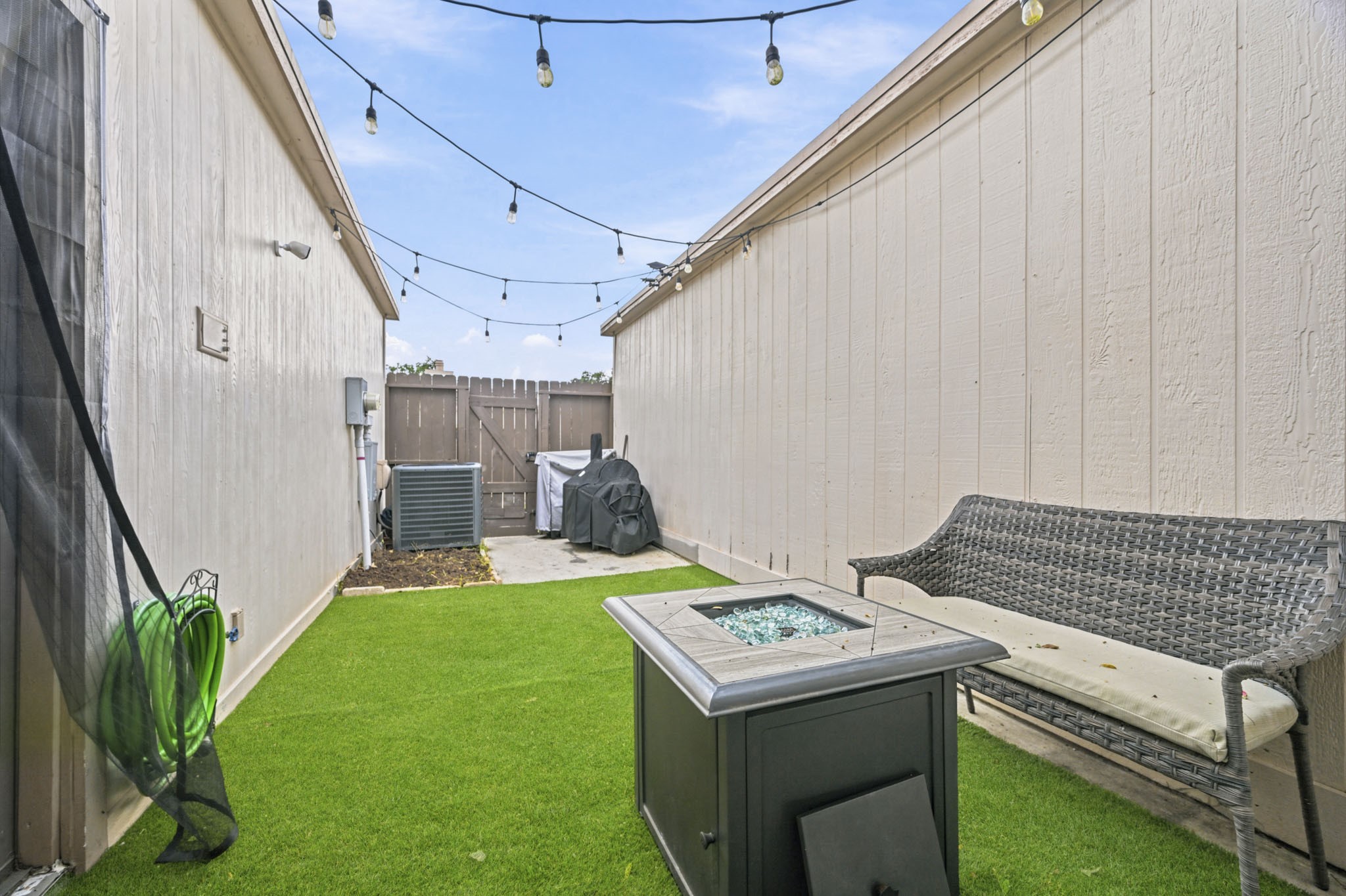 2931 Camelot Lane Property Photo 31