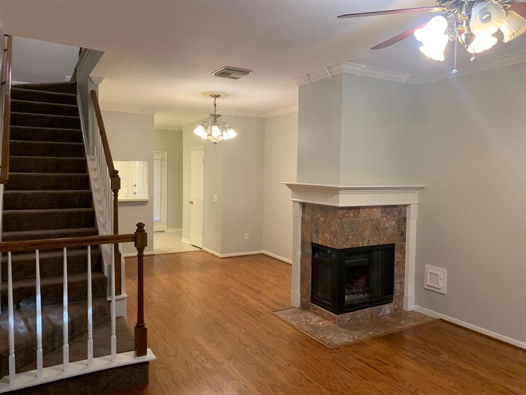 2910 Grants Lake Boulevard 1304 Property Photo 5