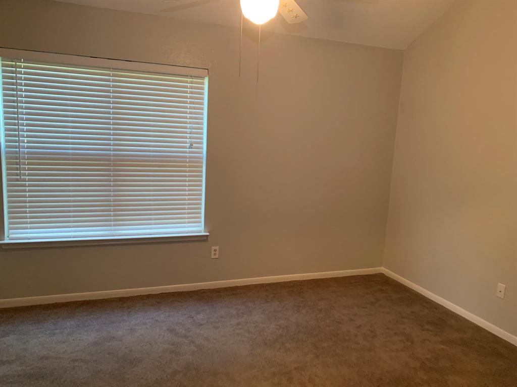 2910 Grants Lake Boulevard 1304 Property Photo 25