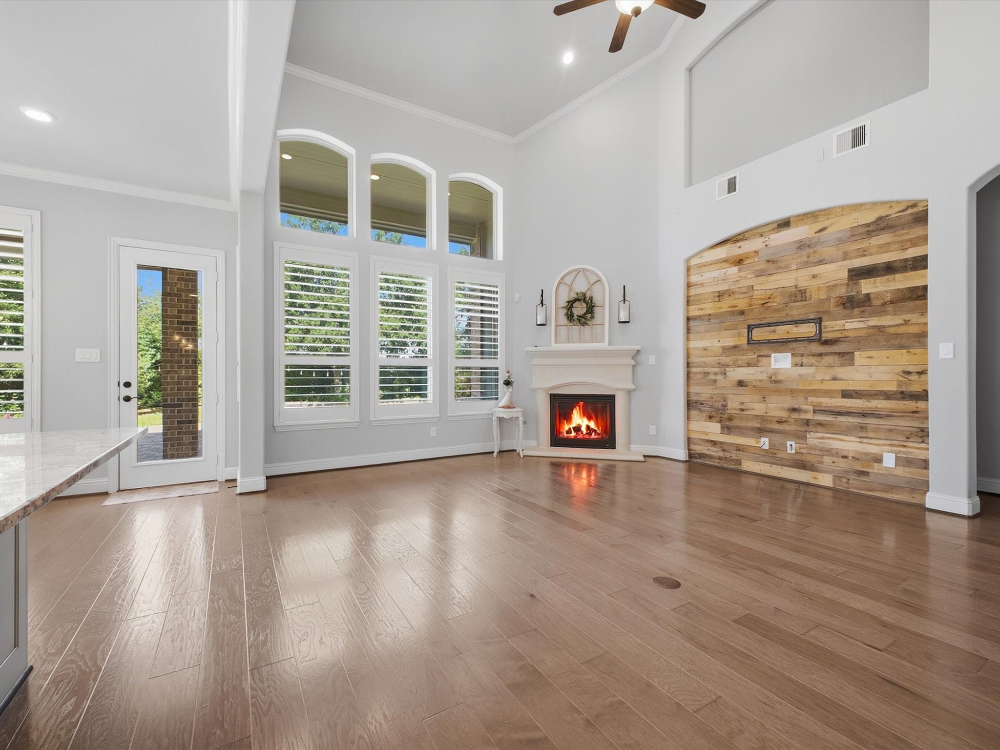 1628 Longwood Glen Lane Property Photo 17