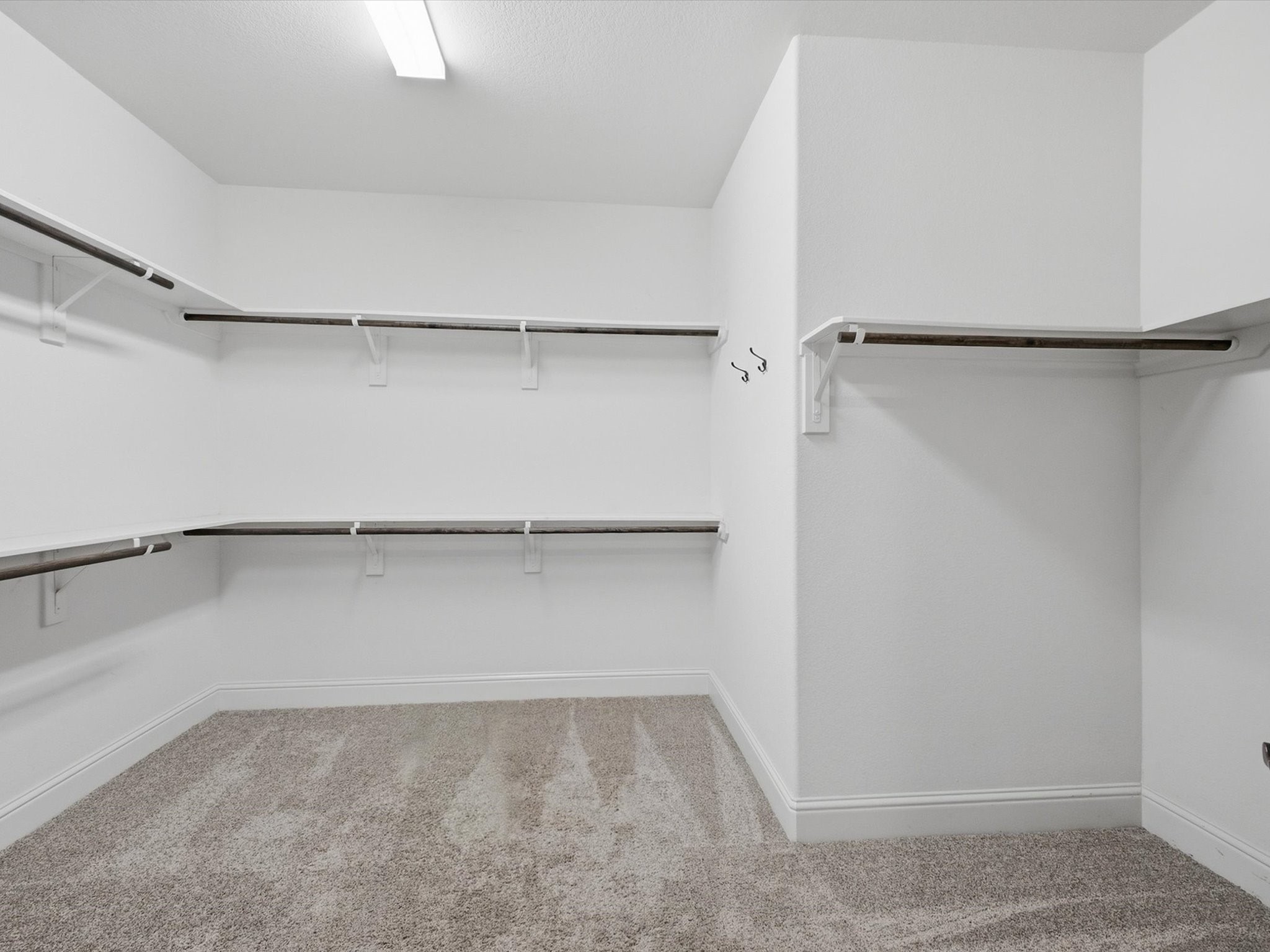 1628 Longwood Glen Lane Property Photo 26