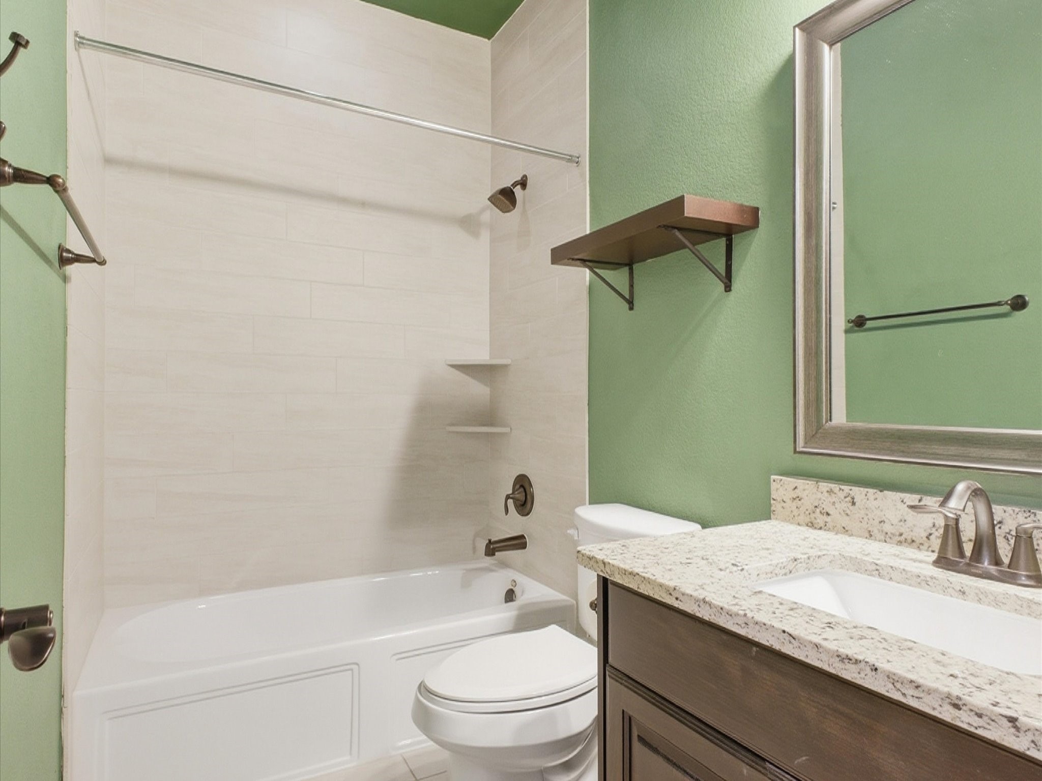 1628 Longwood Glen Lane Property Photo 31