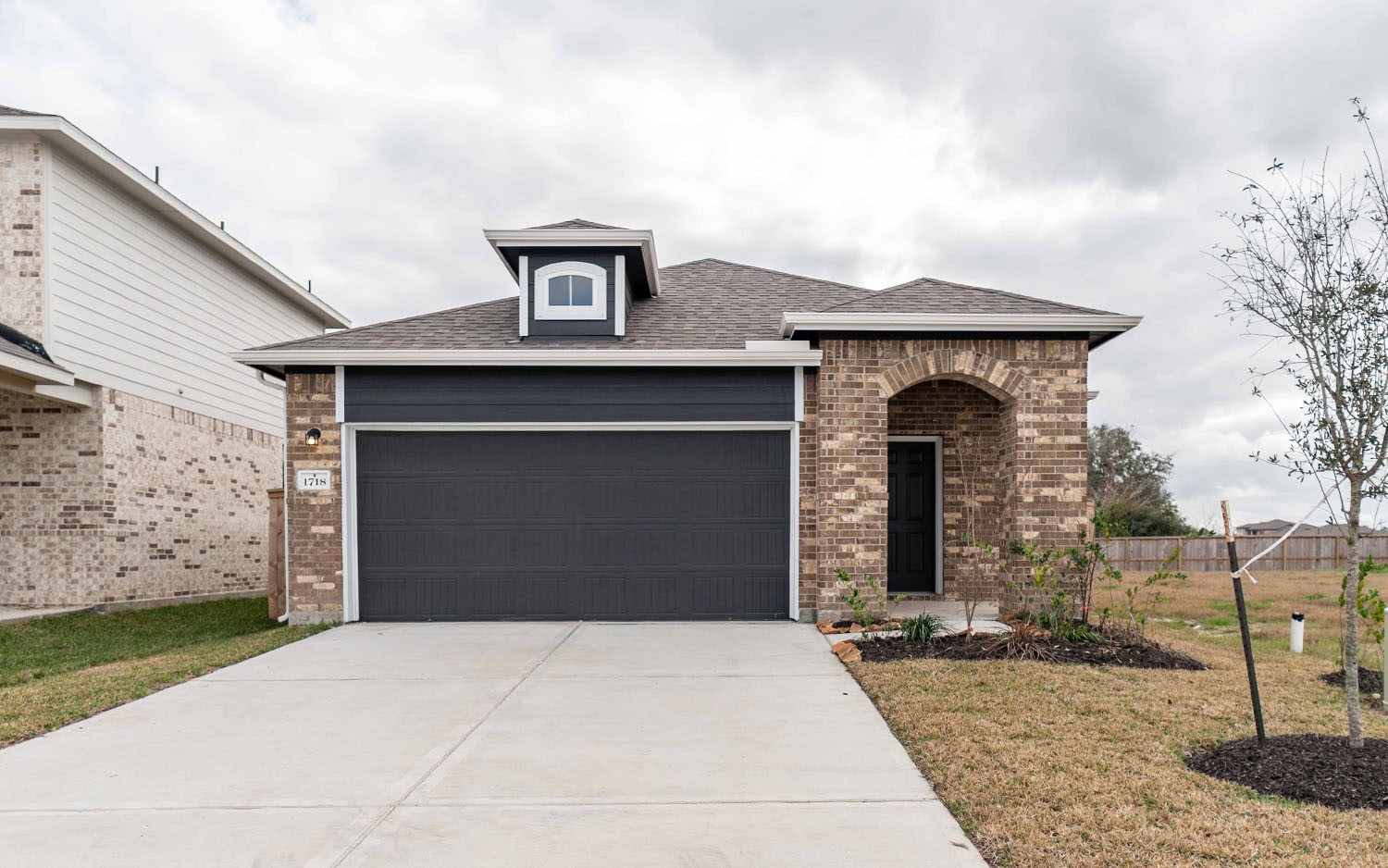 1718 Windrose Bend Property Photo