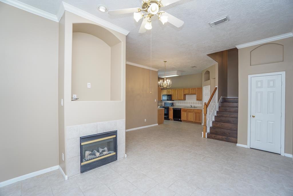 2710 Grants Lake Boulevard E6 Property Photo 4
