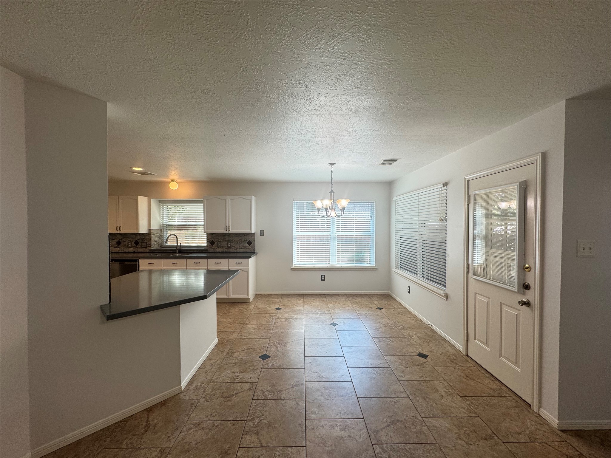 210 Rolling Plains Drive Property Photo 14