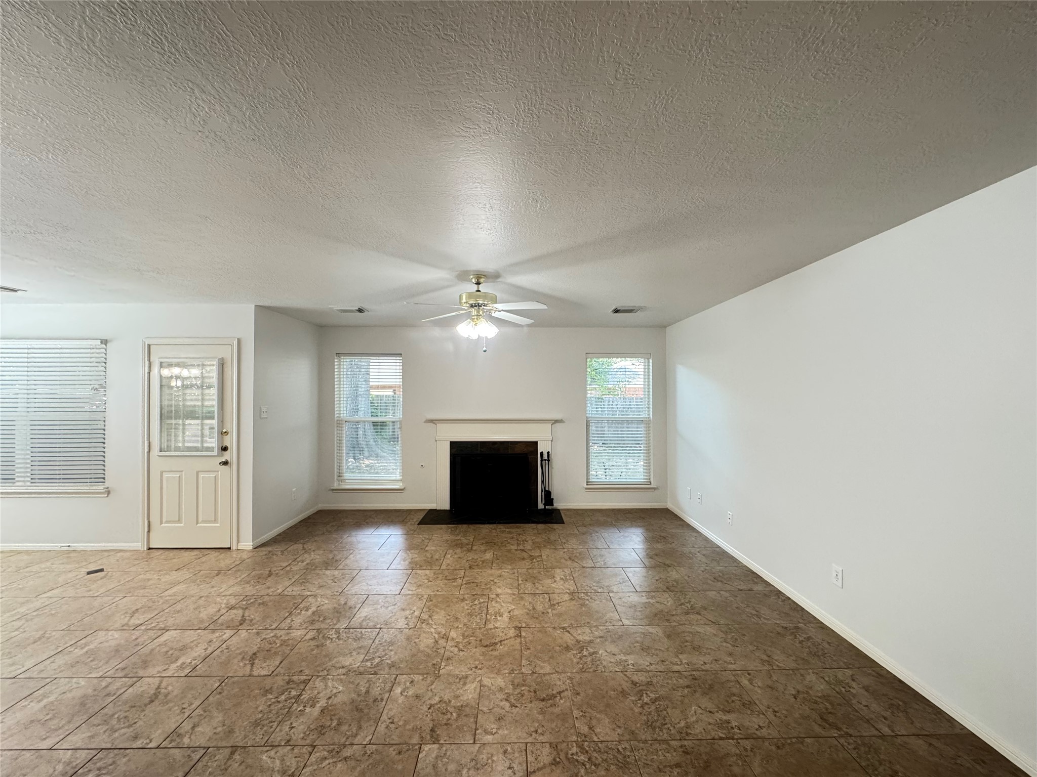 210 Rolling Plains Drive Property Photo 15