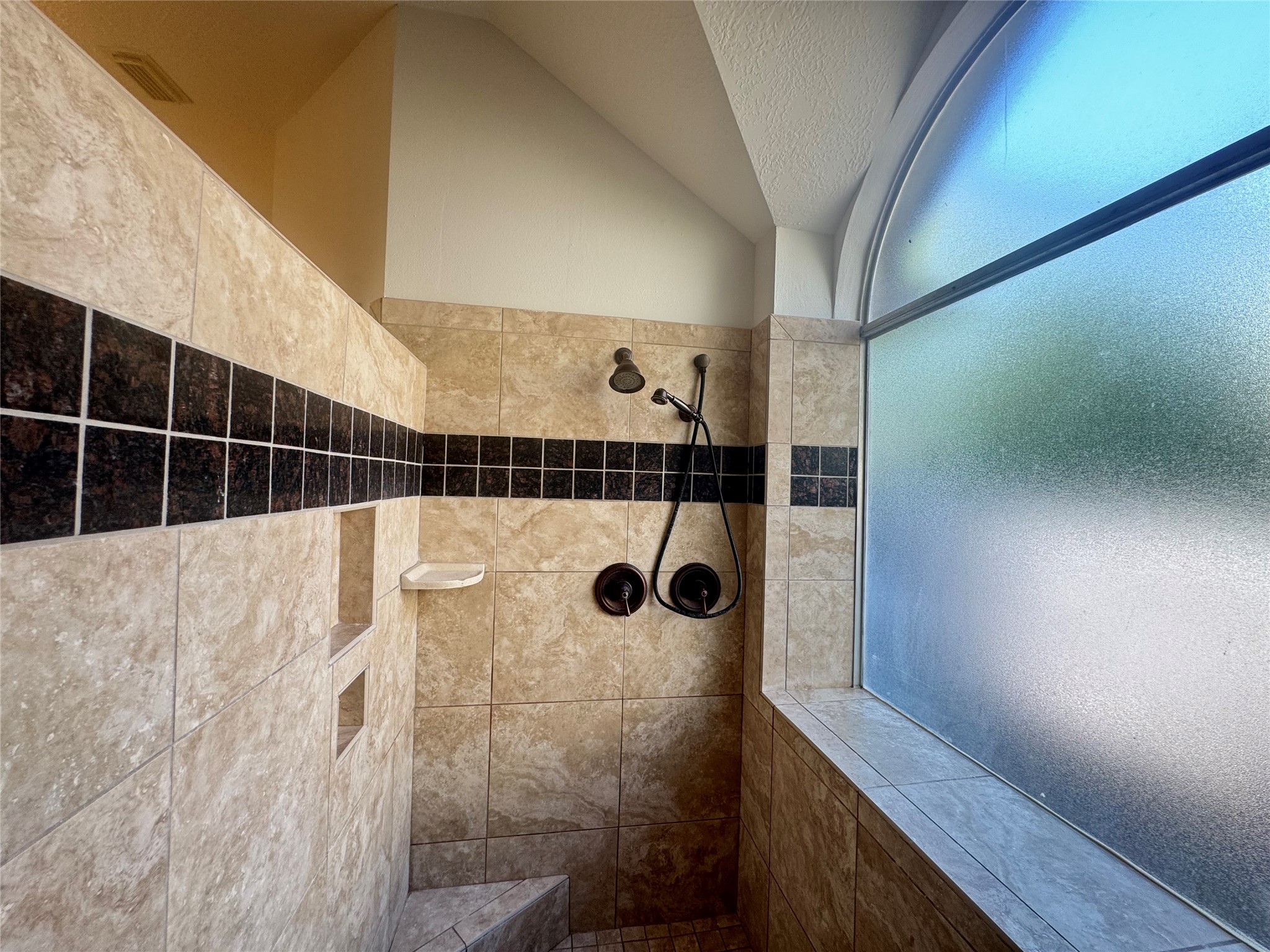 210 Rolling Plains Drive Property Photo 22