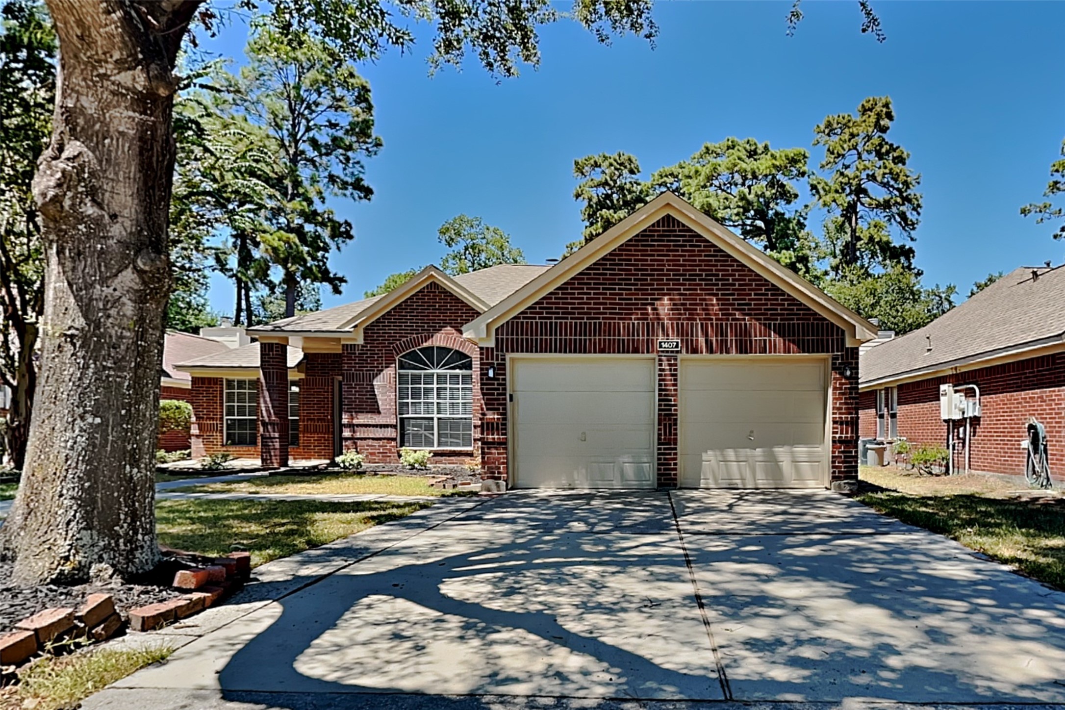 1407 Buchans Drive Property Photo 1