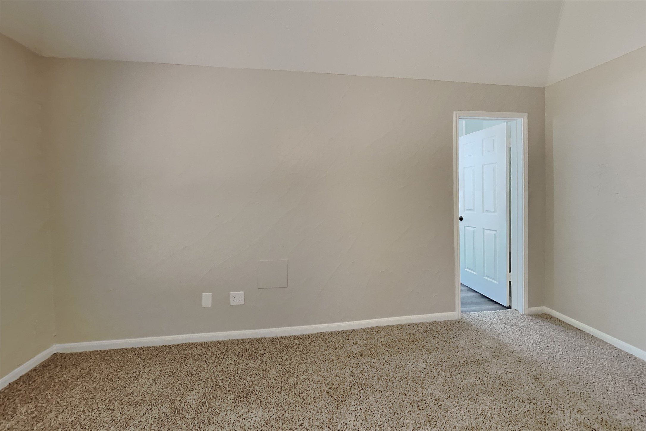 1407 Buchans Drive Property Photo 10