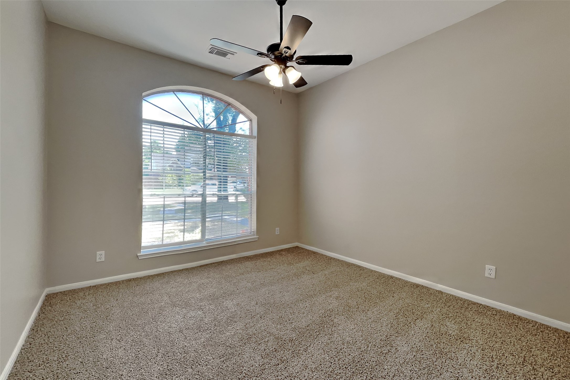 1407 Buchans Drive Property Photo 14