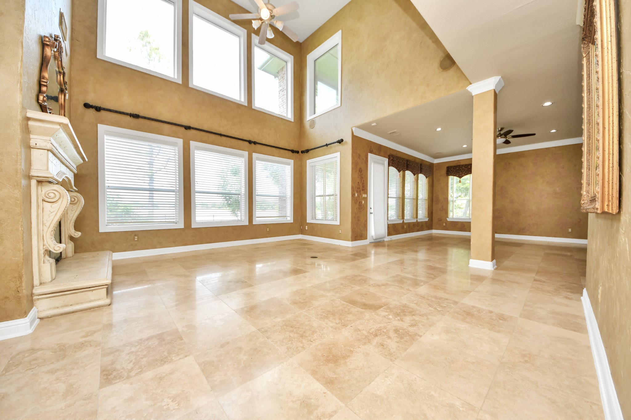 3727 Lakeridge Canyon Drive Property Photo 12