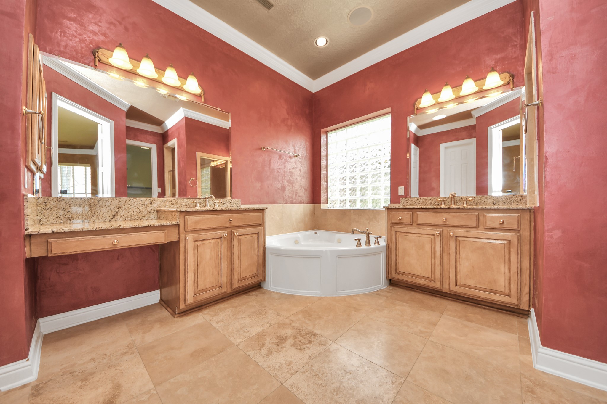 3727 Lakeridge Canyon Drive Property Photo 31