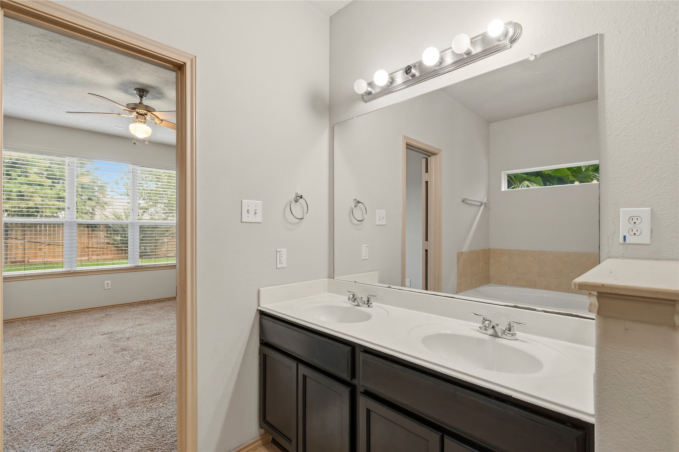 5907 Water Violet Lane Property Photo 19
