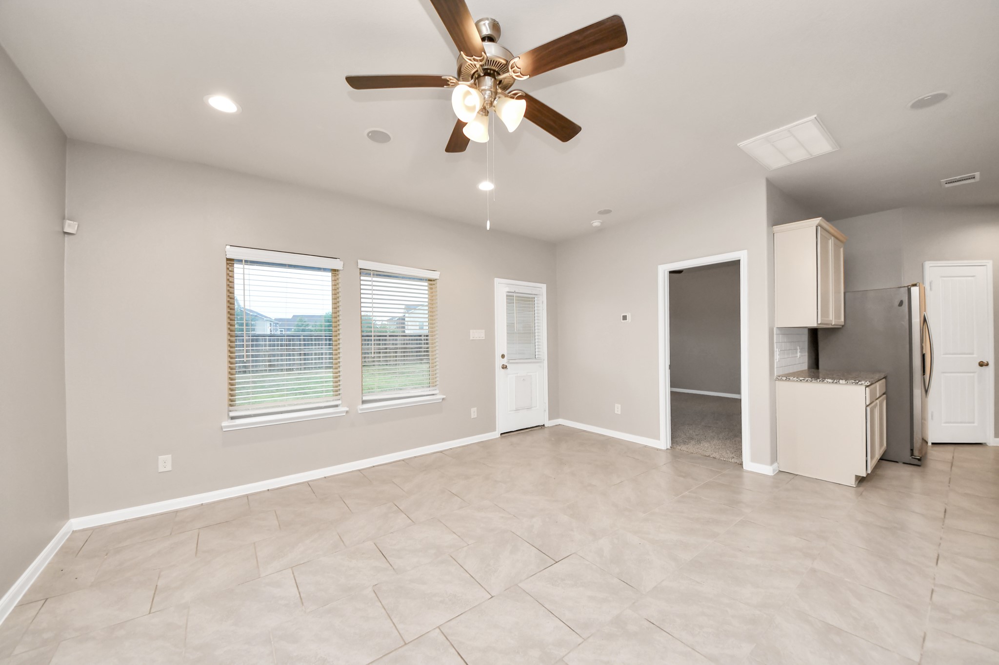 5646 Pleasant Falls Drive Property Photo 23