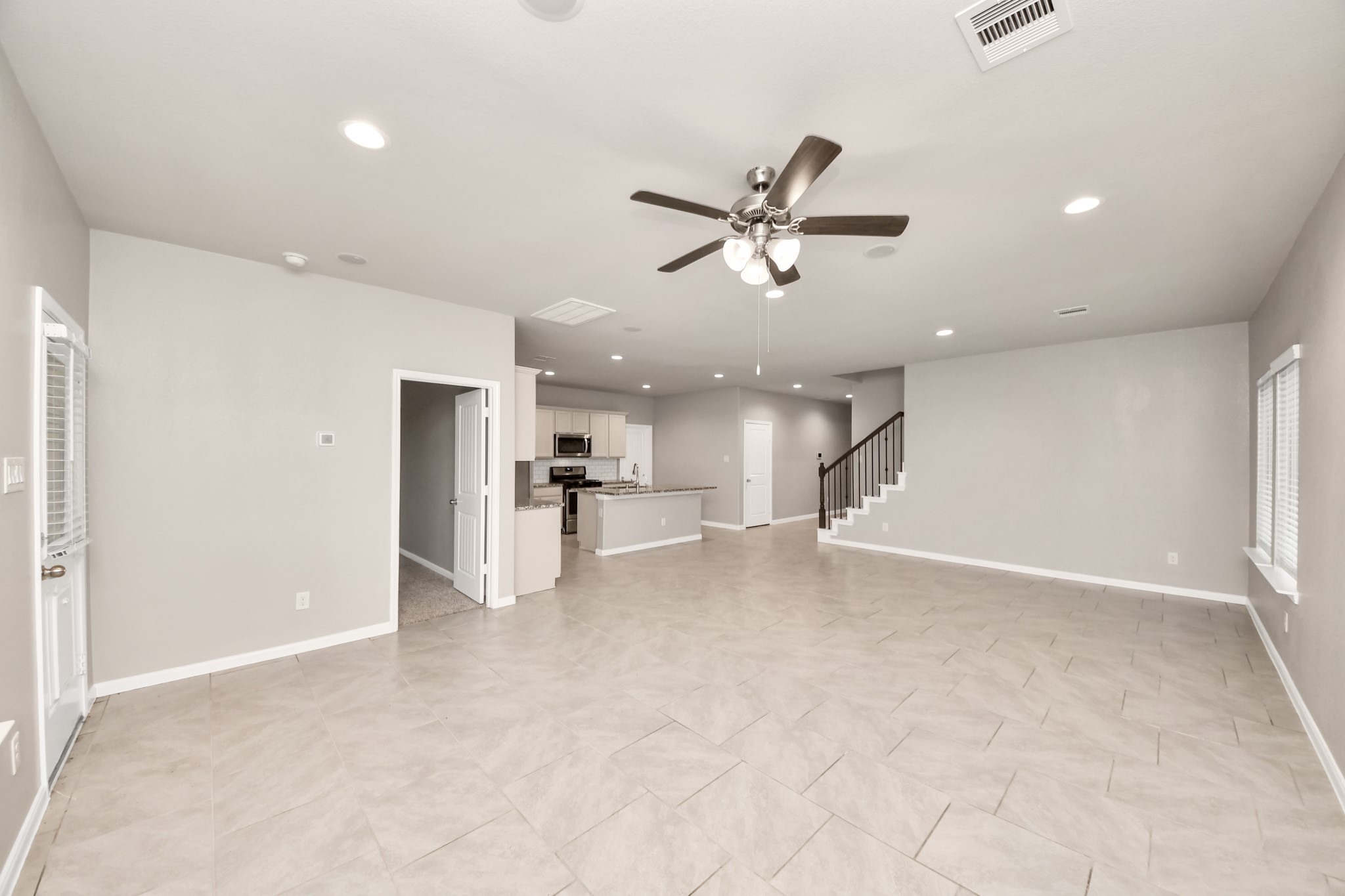 5646 Pleasant Falls Drive Property Photo 24