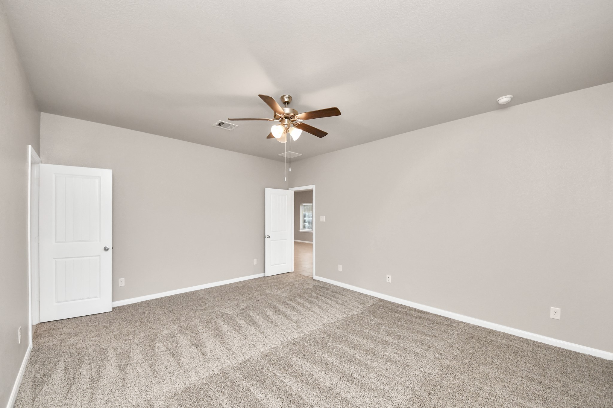 5646 Pleasant Falls Drive Property Photo 28