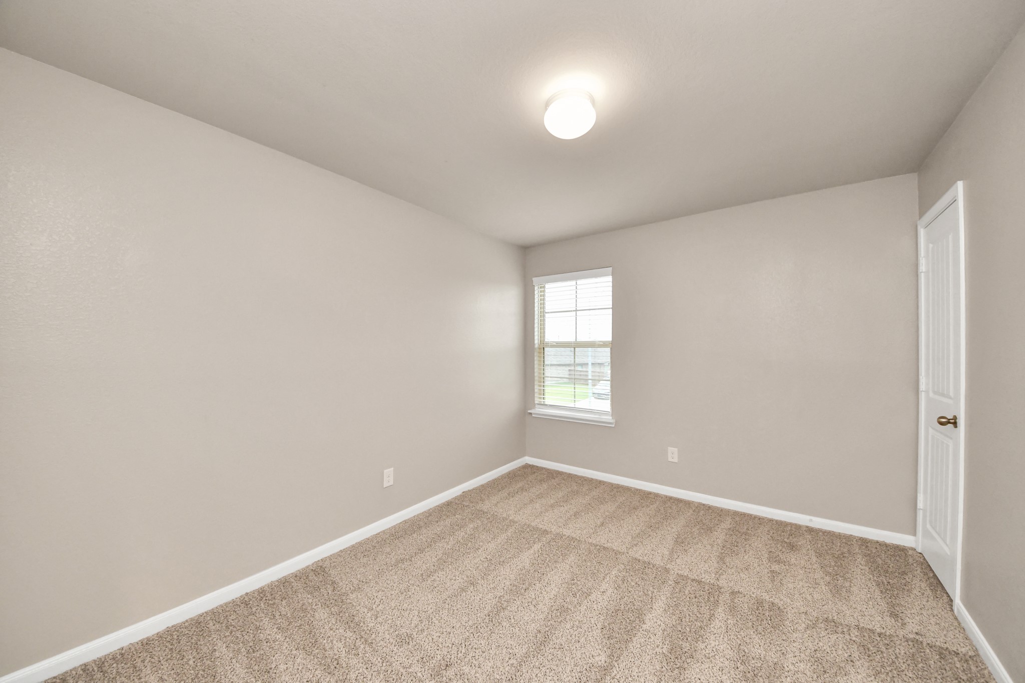 5646 Pleasant Falls Drive Property Photo 32