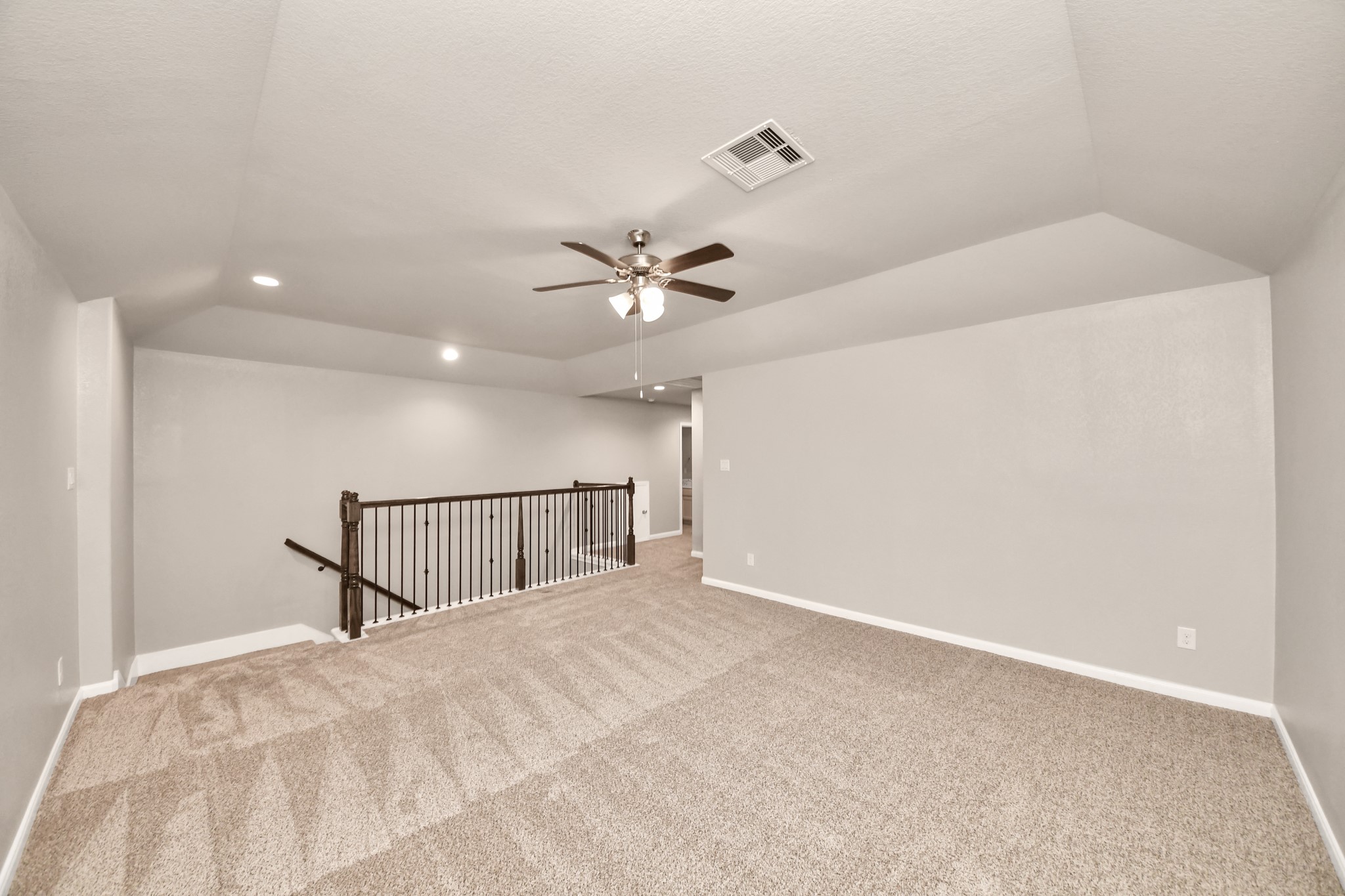 5646 Pleasant Falls Drive Property Photo 33