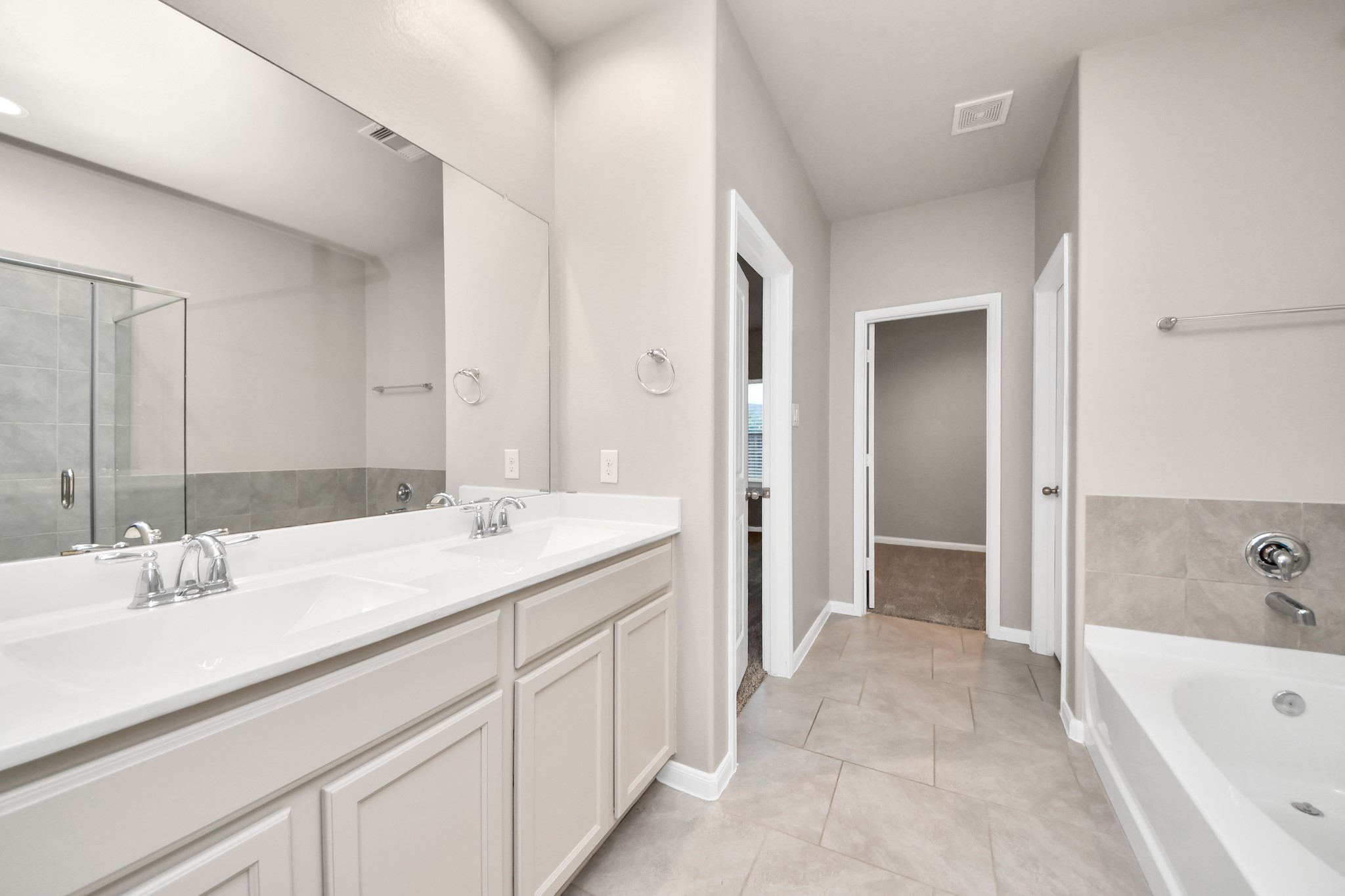 5646 Pleasant Falls Drive Property Photo 39