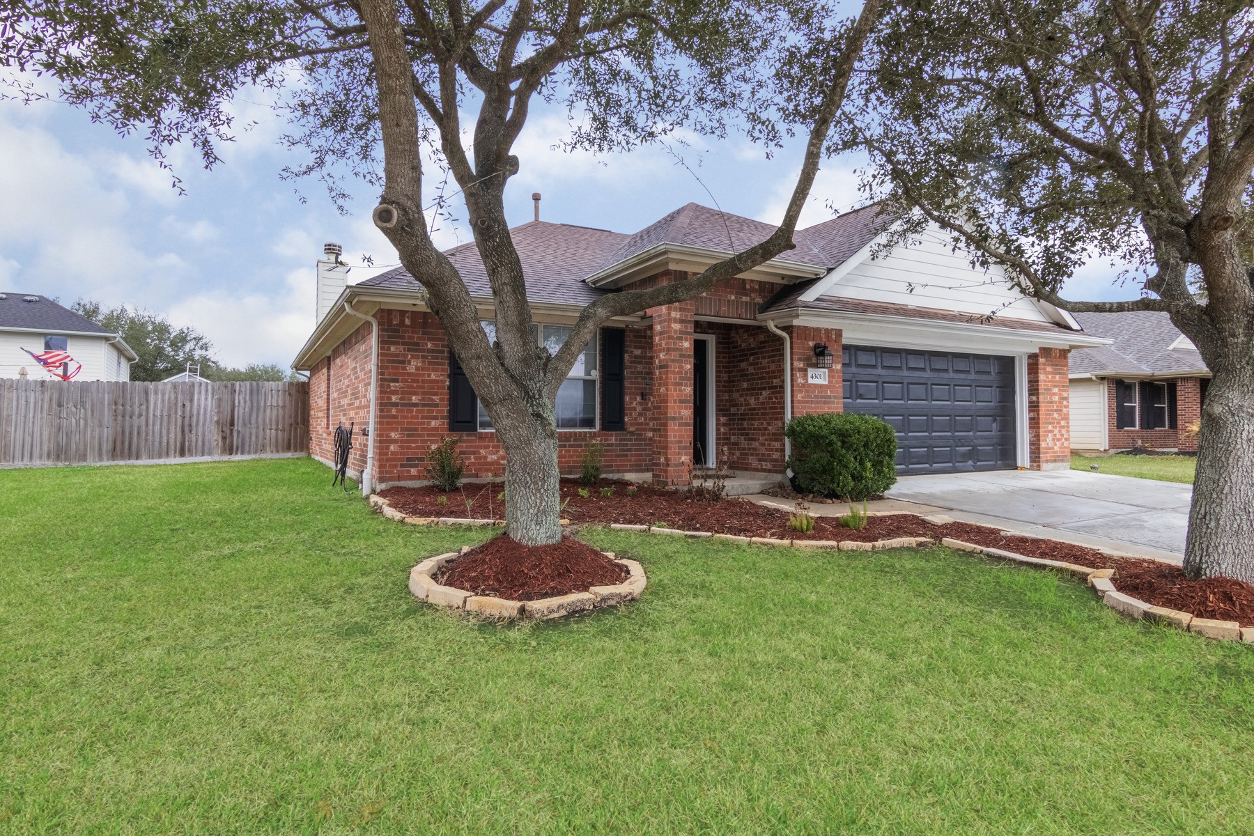 4301 Twin Lakes Trail Property Photo