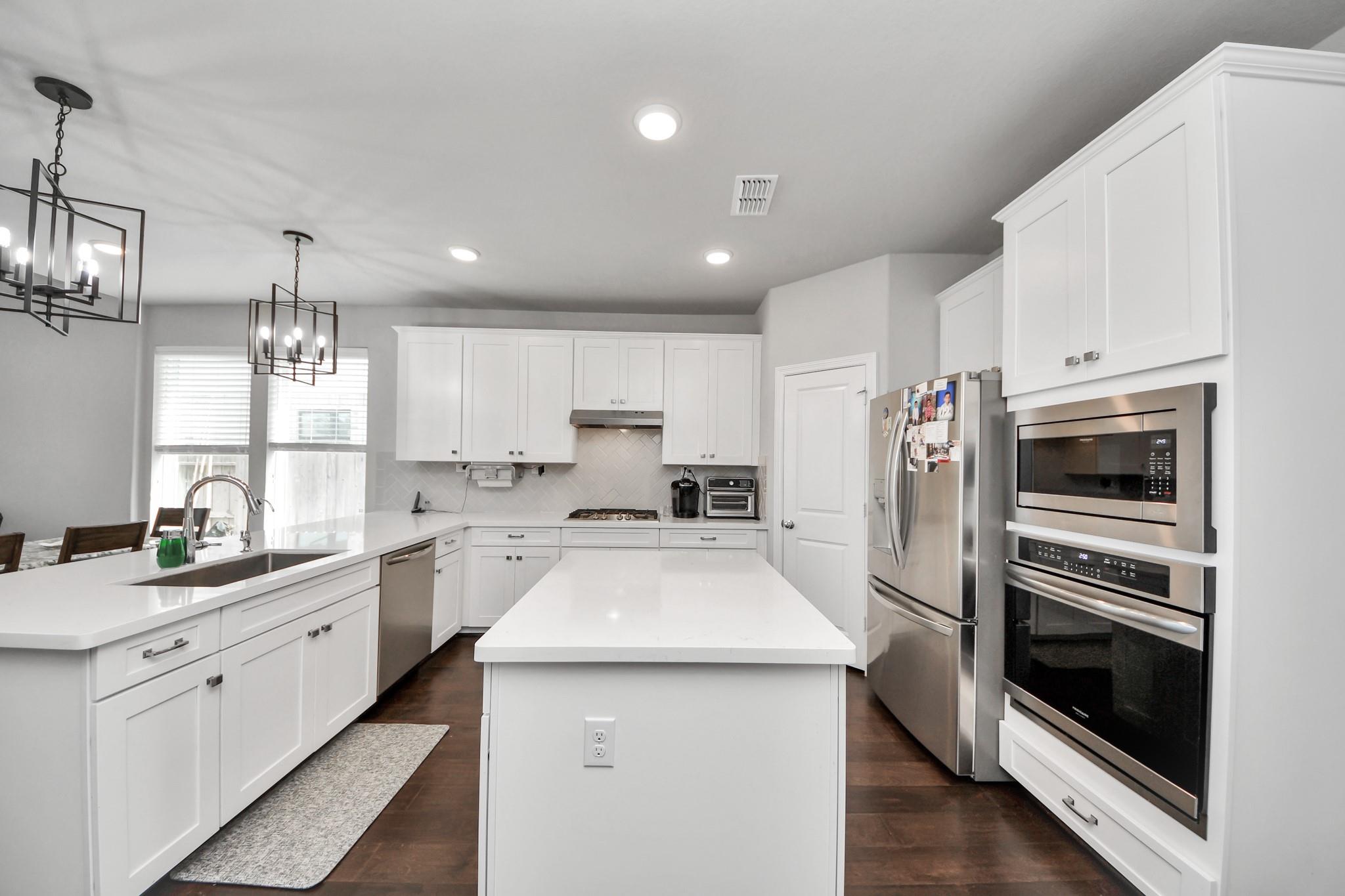 2410 Manor Valley Lane, Sienna Plantation Tx 77459 Property Photo 17