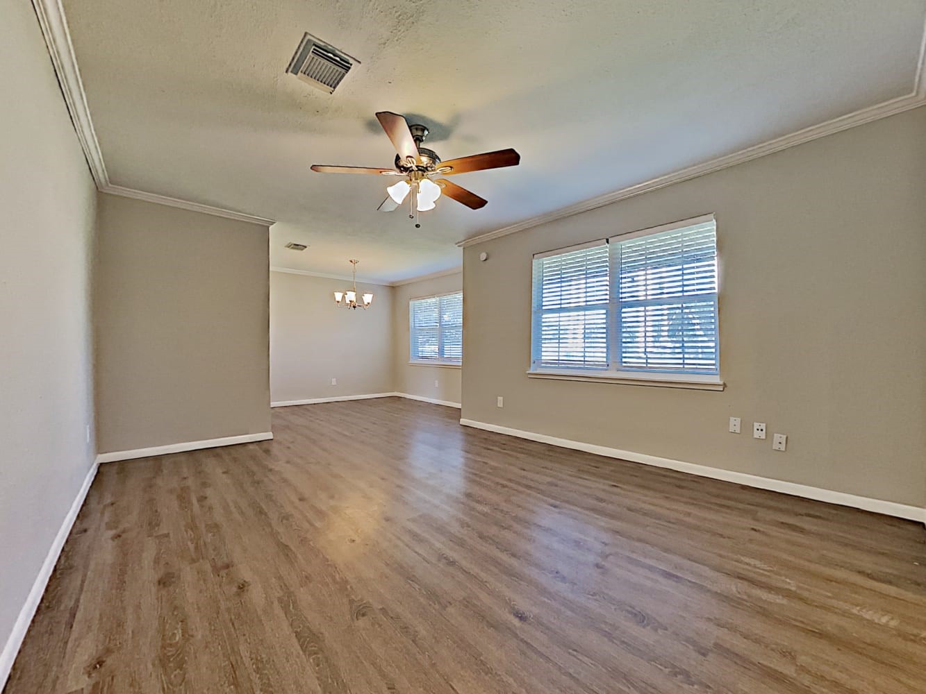 2705 Coy Drive Property Photo 3