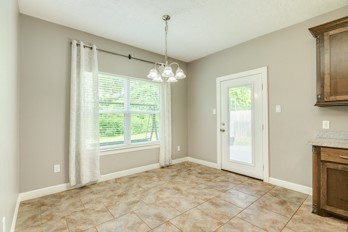 2418 Ridgewood Drive Property Photo 12