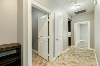 2418 Ridgewood Drive Property Photo 16