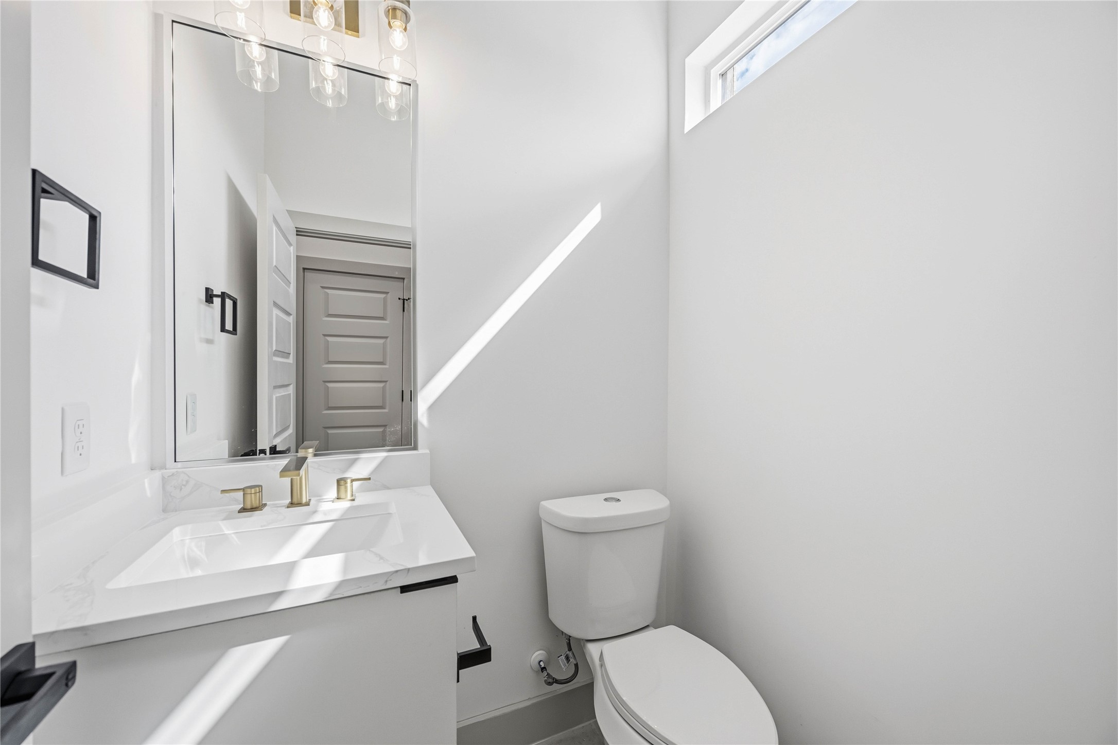 7555 Calhoun Street A Property Photo 16