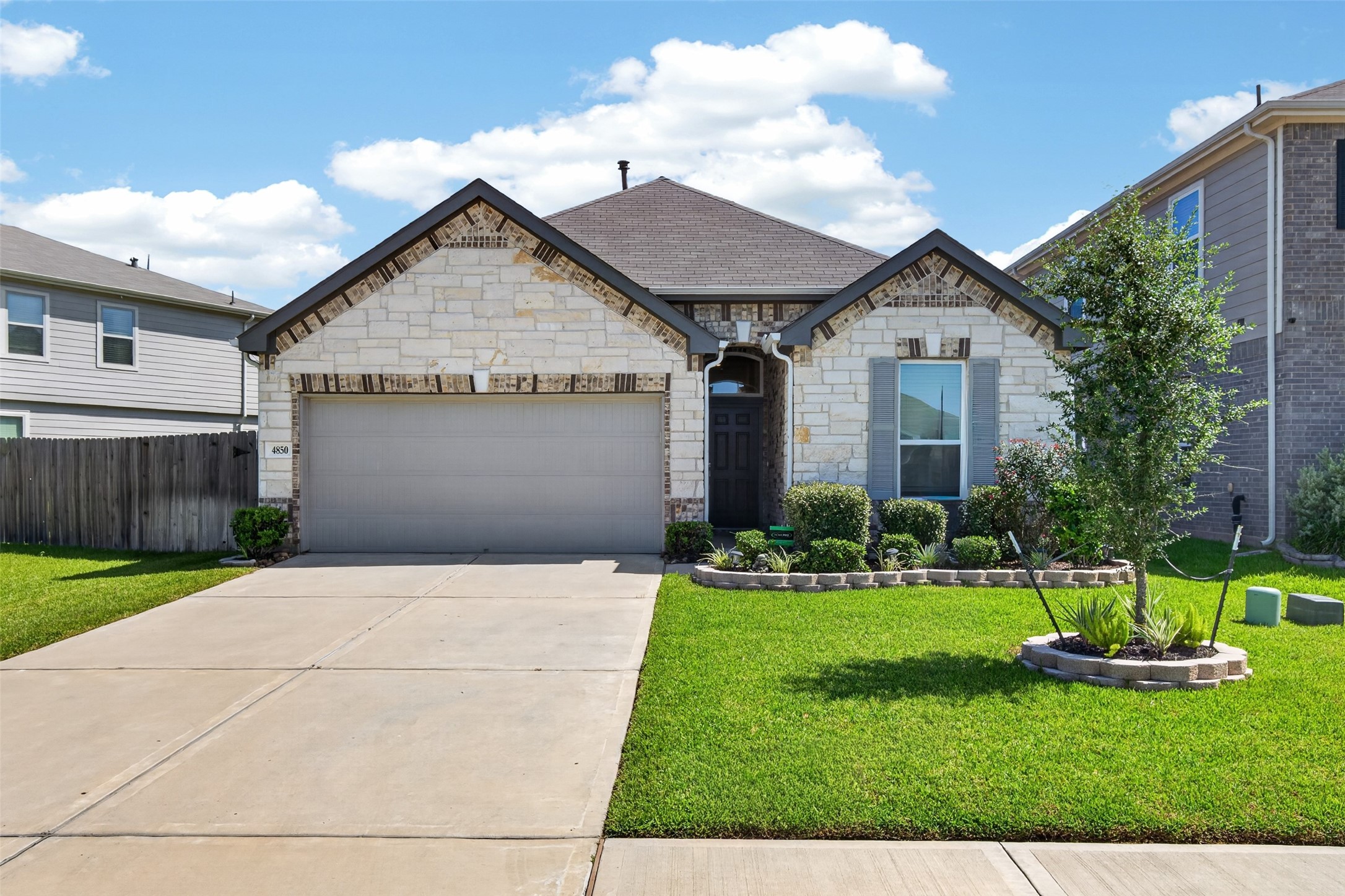 4850 Lucky Fawn Lane