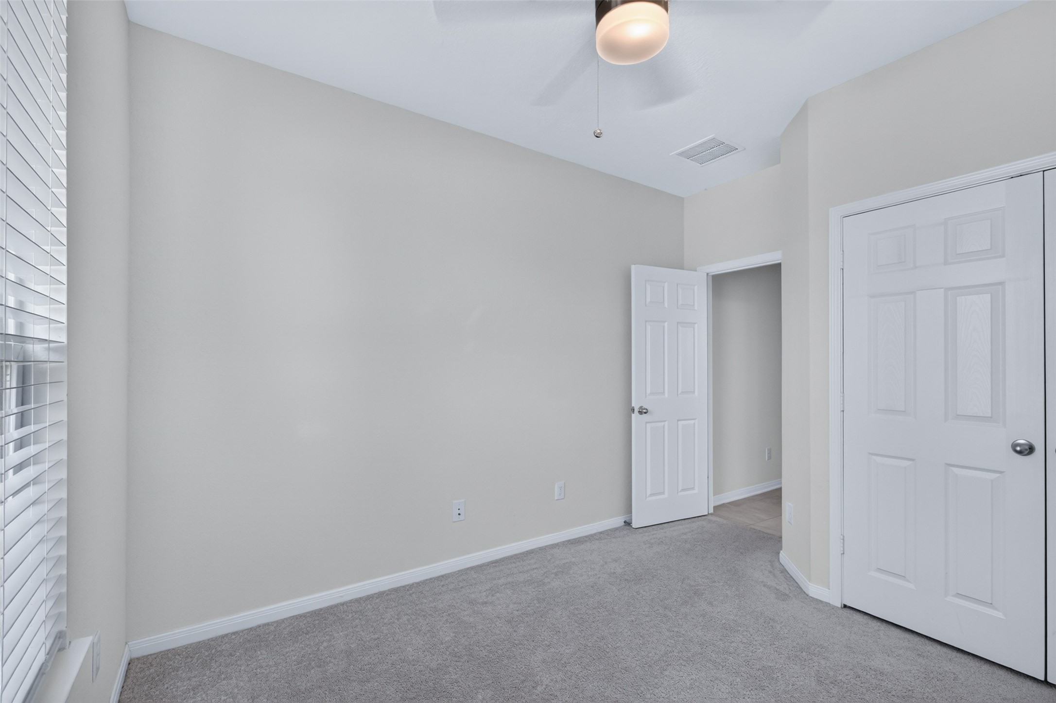 4850 Lucky Fawn Lane Property Photo 10