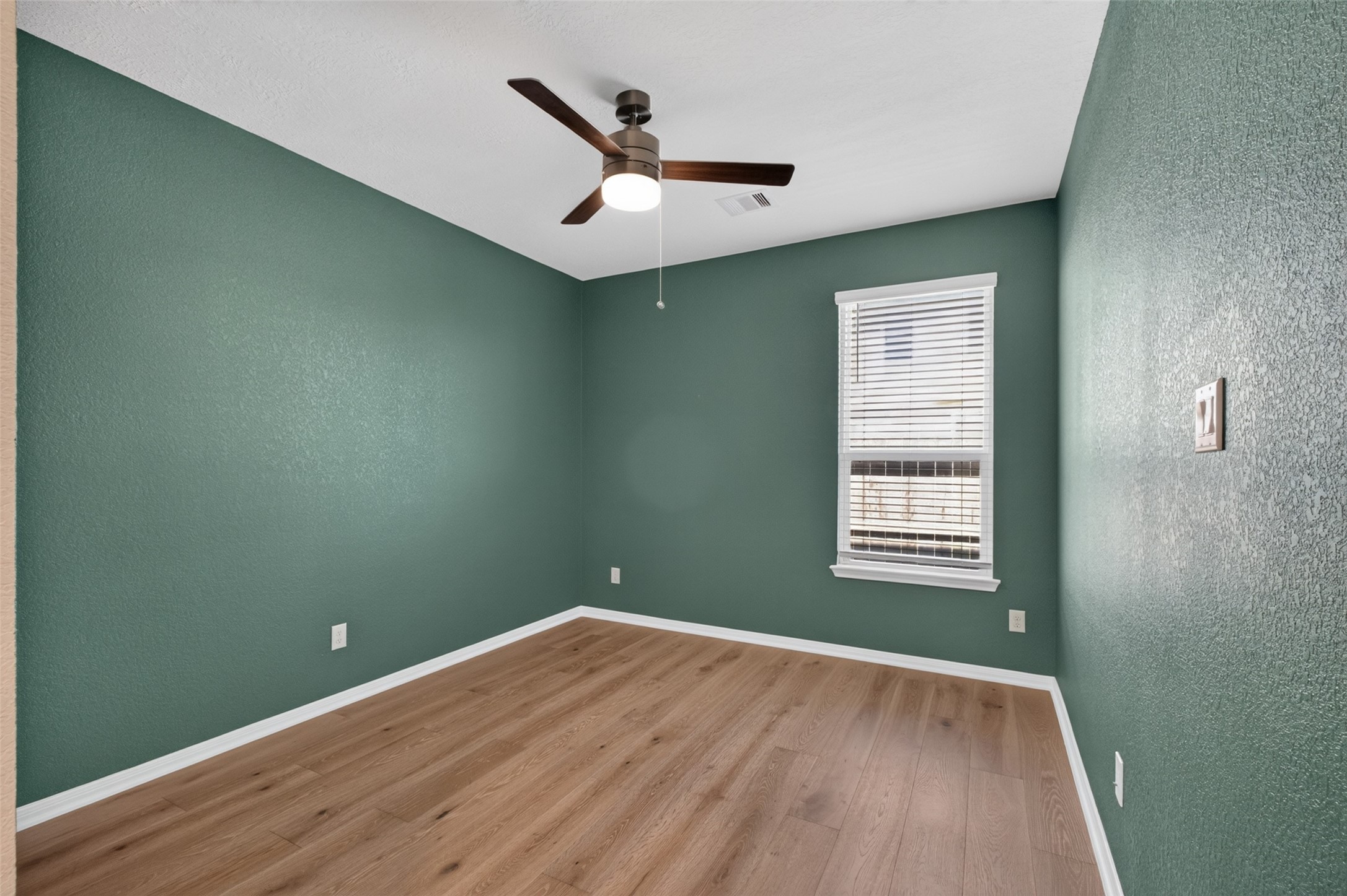4850 Lucky Fawn Lane Property Photo 15